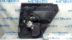 Обшивка двери карточка задняя левая Audi Q3 83A 19-25 черная, вставка черная кожа, подлокотник черная кожа, хром молдинги, с ручкой, молдинг под ручку графит, Bang&Olufsen, под чистку