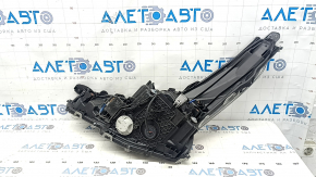 Фара передняя правая в сборе Toyota Prius 50 19-22 LED, под полировку