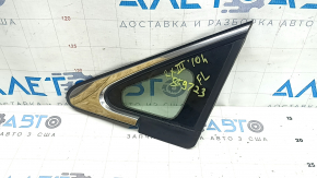 Geam stânga față Lexus RX350 RX450h cu 10-15 zgârieturi pe crom.