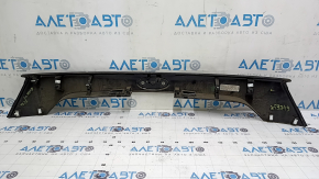 Bandă ușă portbagaj superioară cu emblemă Ford Escape MK3, rest 17-16, neagră, sub cameră, element de fixare rupt, lipită