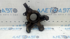 Цапфа задняя левая Lexus RX350 RX400h 06-09 АWD ржавый, сайлент под замену