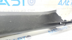 Накладка порога внутренняя задняя левая Audi Q3 83A 19-25 черная, под чистку, царапины