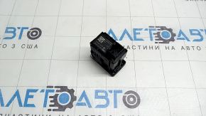 Кнопка паркинга Audi Q3 83A 19-25