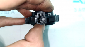 Пищалка передней стойки правая Audi Q3 83A 19-25 Bang and Olufsen