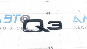 Emblema Q3 pe hayonul modelului Audi Q3 83A 19-25, negru lucios