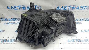 Фара передняя правая в сборе Audi Q3 83A 19-25 LED с signature drl, песок