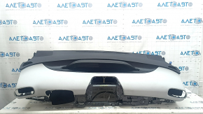 Bord față cu AIRBAG pentru Toyota Prius 50 17-22, negru și gri, cu un afișaj mic și un torpedo, necesită curățare chimică, zgârieturi pe torpedo, clapetă ruginită