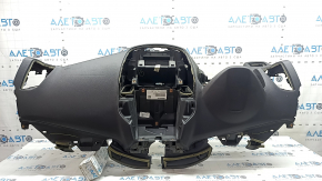 Торпедо передняя панель с AIRBAG Ford Escape MK3 17-19 рест, черная, царапина