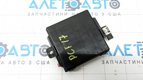 Hub Receiver Chrysler Pacifica 17-26