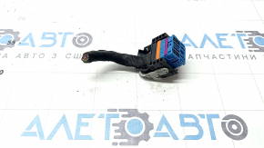 Фишка на блок ECU компьютер двигателя Audi A6 C8 19-20 3.0T синяя