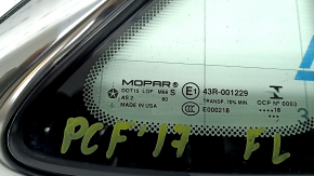 Форточка глухое стекло передняя левая Chrysler Pacifica 17-26 хром