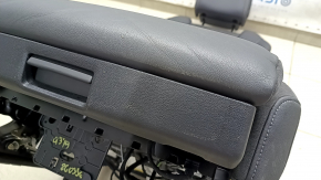 Пассажирское сидение Audi Q3 83A 19-25 с airbag, S-Line, электрическое, механическая подпорка коленей, подогрев, кожа черная, вставки алькантара, белая строчка, царапины на пластике, под чистку