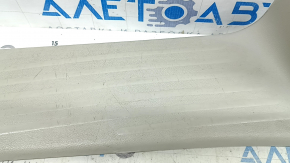 Накладка порога передняя левая Chrysler Pacifica 17-26 серая, с накладкой, царапины, сломано крепление
