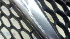 Решетка радиатора grill в сборе Chrysler Pacifica 17-19 без камеры, тычка