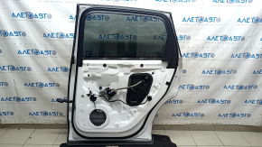 Дверь в сборе задняя правая Audi Q7 16-26 алюминий, keyless, тонировка, под шторку, накладка Quattro, белый LC9A, царапины, царапины на накладке
