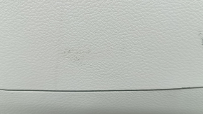 Обшивка двери багажника нижняя Chrysler Pacifica 17-26 без динамиков, серая, с накладками, потертости, под чистку