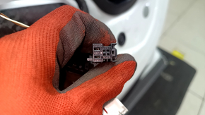 Дверь в сборе передняя правая Audi Q7 16-19 алюминий, keyless, белый LC9A, серый мат накладка