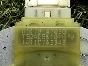 Датчик оборотов переднего электродвигателя АКПП Toyota Prius V 12-17 CVT