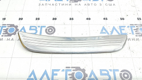 Накладка порога задняя правая наружная Mercedes W213 E 300/350 17-23 хром, царапины