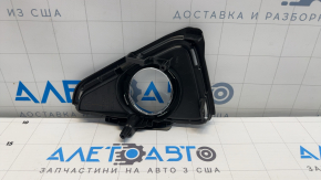 Решетка переднего бампера правая Toyota Rav4 16-18 под ПТФ с хром обрамлением