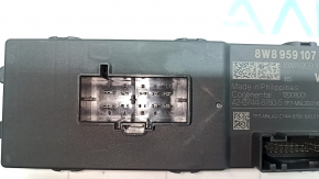 LIFTGATE CONTROL MODULE Audi Q7 16-17 сломаны крепления