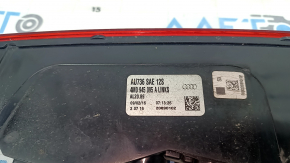 Фонарь заднего бампера левый Audi Q7 16-26 царапины