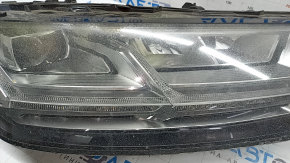 Фара передняя правая в сборе Audi Q7 16-19 LED, под полировку, скол