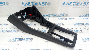 Накладка центральной консоли верхняя Audi Q3 83A 19-25 черная, с подсветкой, поплавлена кожа