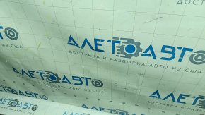 Лобовое стекло Audi Q7 16-19 под камеру и датчик дождя, без подогрева, царапины, треснуто