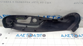 Накладка боковая пассажирского сидения правая Kia EV6 22-26 черная, под электро, царапины