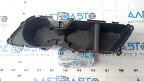 Подстаканники центральной консоли Kia EV6 22-26 царапины