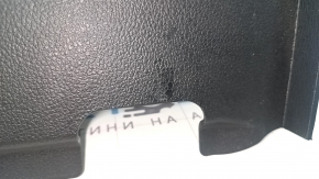 Кронштейн пола багажника правый Audi Q7 16-26 черный, потерт