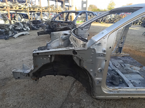 Четверть передняя левая Lexus RX300 RX330 RX350 RX400h 04-09 на кузове, золотистая, корозия