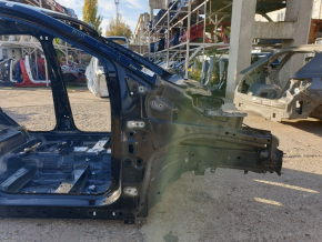 Четверть передняя правая Ford Escape MK3 17-19 рест, черная на кузове, вмятины