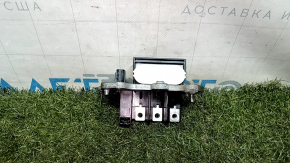 Контакты заднего электродвигателя АКПП Toyota Prius V 12-17 CVT