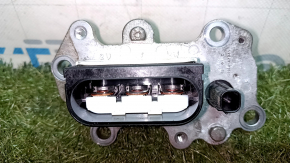 Контакты заднего электродвигателя АКПП Toyota Prius V 12-17 CVT