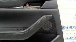 Обшивка двери карточка задняя левая Mazda 3 19-22 4d кожа черная, Mexico built, с ручкой и накладкой, под чистку, царапины
