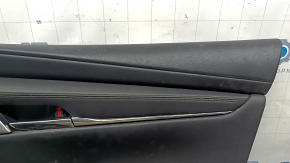 Обшивка двери карточка передняя правая Mazda 3 19-23 4d кожа черная, Mexico built, подлокотник кожа черный, вставка хром "Bose", молдинг хром, с ручкой, царапины, под чистку