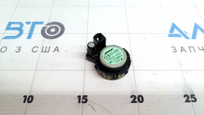 Пищалка двери передней правой Mazda 3 19-26 Bose
