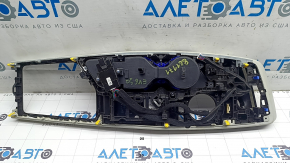 Накладка центральной консоли с подстаканниками Kia EV6 22-26 черная с серым с подсветкой, без шайбы, трещины, царапины, вздутие краски