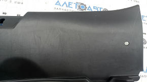 Накладка проема багажника Mazda 3 19-26 4d черная, царапины