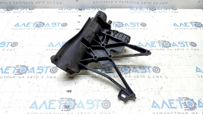 Кронштейн замка капота правый Mercedes W213 E 17-23