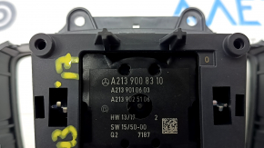 Șaiba joystick-ului de control multimedia Mercedes W213 E 17-20 crăpături în sticlă, cromul este umflat