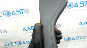 Ornamente console centrale stânga pentru Mazda 3 19-24 4d fabricate în Mexic, piele, negru, pentru curățare
