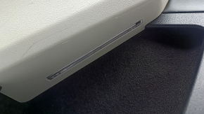 Ornamente panou ușă spate Kia EV6 22-24 negru și gri GT-Line, cu ornamente negre lucioase și bandaj cromat, cu iluminare, ornamente Meridian, cablaje și unitate de iluminare, zgârieturi
