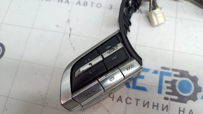 Кнопки управления на руле Mazda 3 19-23 под радар, полез хром