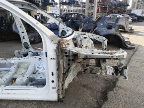Четверть передняя правая Audi Q7 16-26 на кузове, белая
