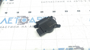 Актуатор моторчик привод печки кондиционер Chrysler Pacifica 17-26