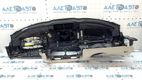 Торпедо передняя панель с AIRBAG Mercedes W213 E 17-23 без проекции, черная с бежевым, под чистку, ржавый пиропатрон