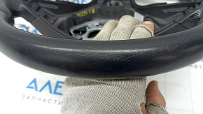 Руль голый Mercedes W213 E 300/400/43 17-18 под лепестки без подогрева, кожа черная, царапины, примят, по чистку